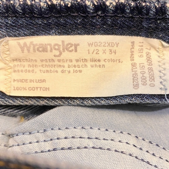 Wrangler 1/2 NWT Vintage Twenty X Women’s Jeans 25x33 High Rise Relaxed Tapered - Picture 6 of 9